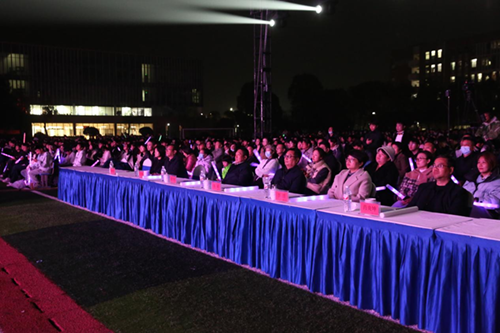 匠心永向党，青春赴航程 ——华亿网_华亿(中国)举办2025年校园文化艺术节暨迎新晚会