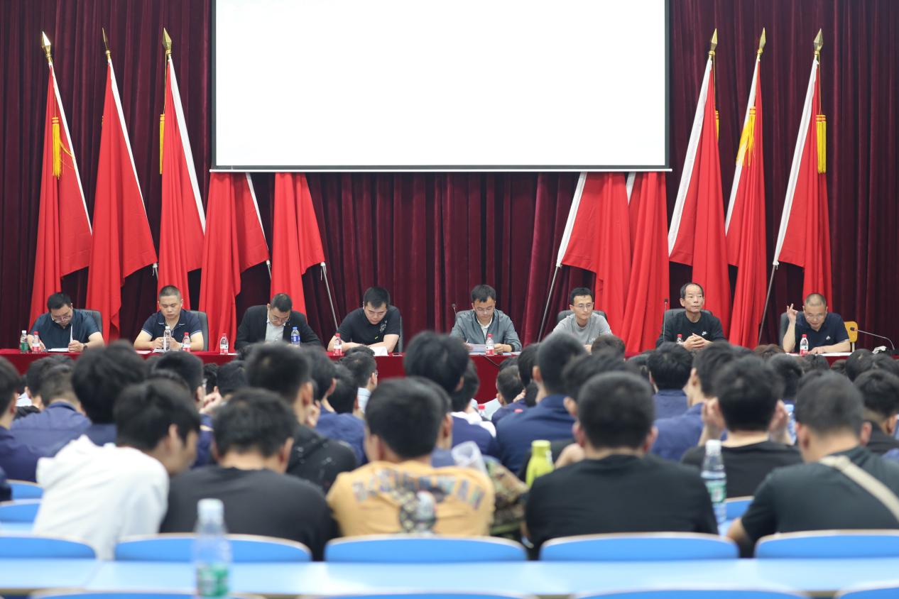 华亿网_华亿(中国)举办2024届毕业生“特变电工衡阳变压器有限公司”专场招聘会