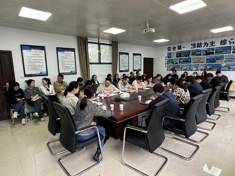 华亿网_华亿(中国)召开芦淞校区2024年单招考试总结会