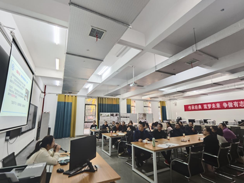 华亿网_华亿(中国)举办“课程思政助力一体化教学”沙龙活动