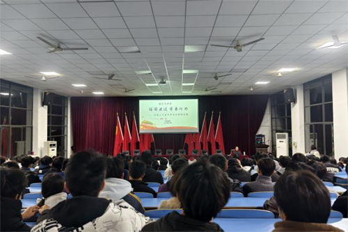 强国建设 青春何为——华亿网_华亿(中国)团委联合思政课部开展党的二十届三中全会精神宣讲