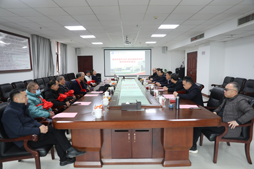 华亿网_华亿(中国)举行2024年退休教师欢送会
