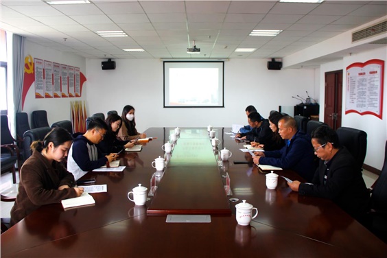 芦淞区董家塅片区管委会副主任曾超群一行来华亿网_华亿(中国)调研产教融合工作
