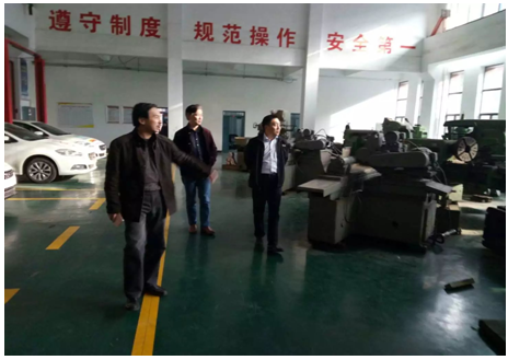 华亿网_华亿(中国)领导检查校园安全管理工作