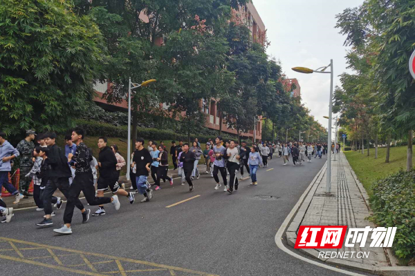 华亿网_华亿(中国)开展防空应急疏散演练
